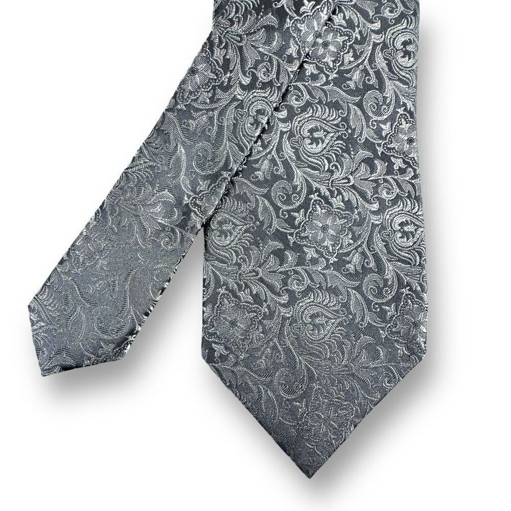 Michael‎ Irvin 88 Men's Silver Gray Paisley Necktie 100% Silk Dressy Semi Formal